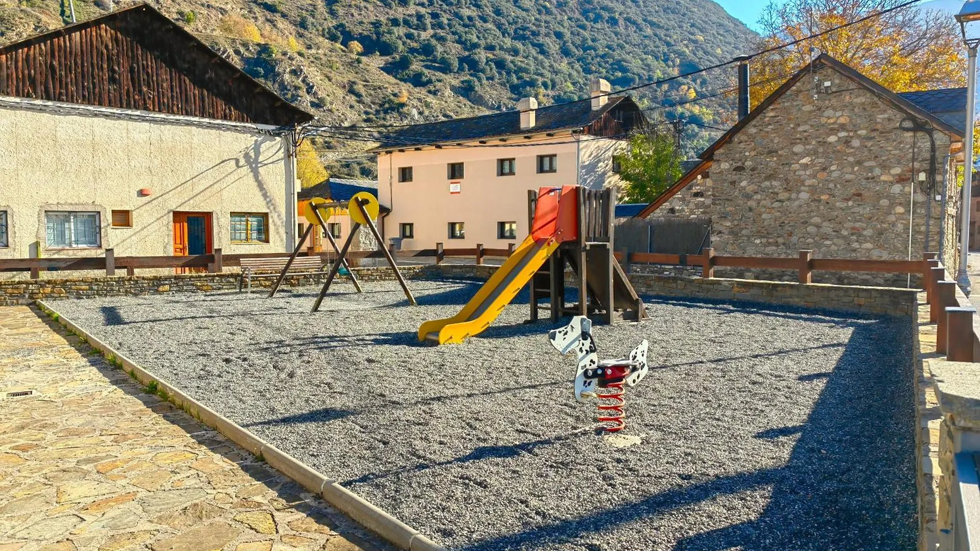 Apartament Amb Una Terrassa Unica By Rural D'Aneu Esterri D'Aneu Spain